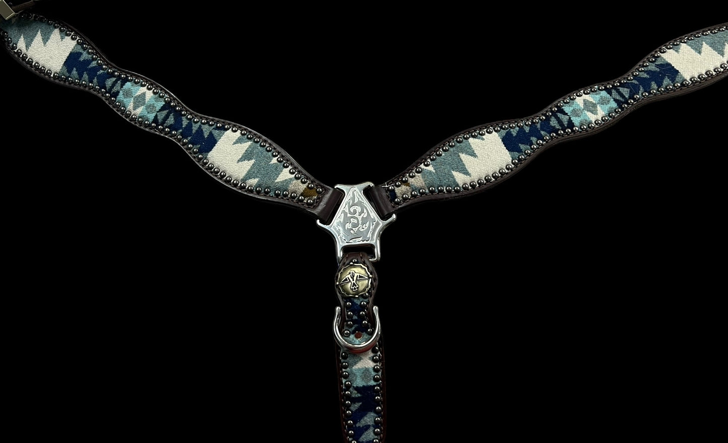 Rancho Arroyo Blue Pendleton® on dark leather