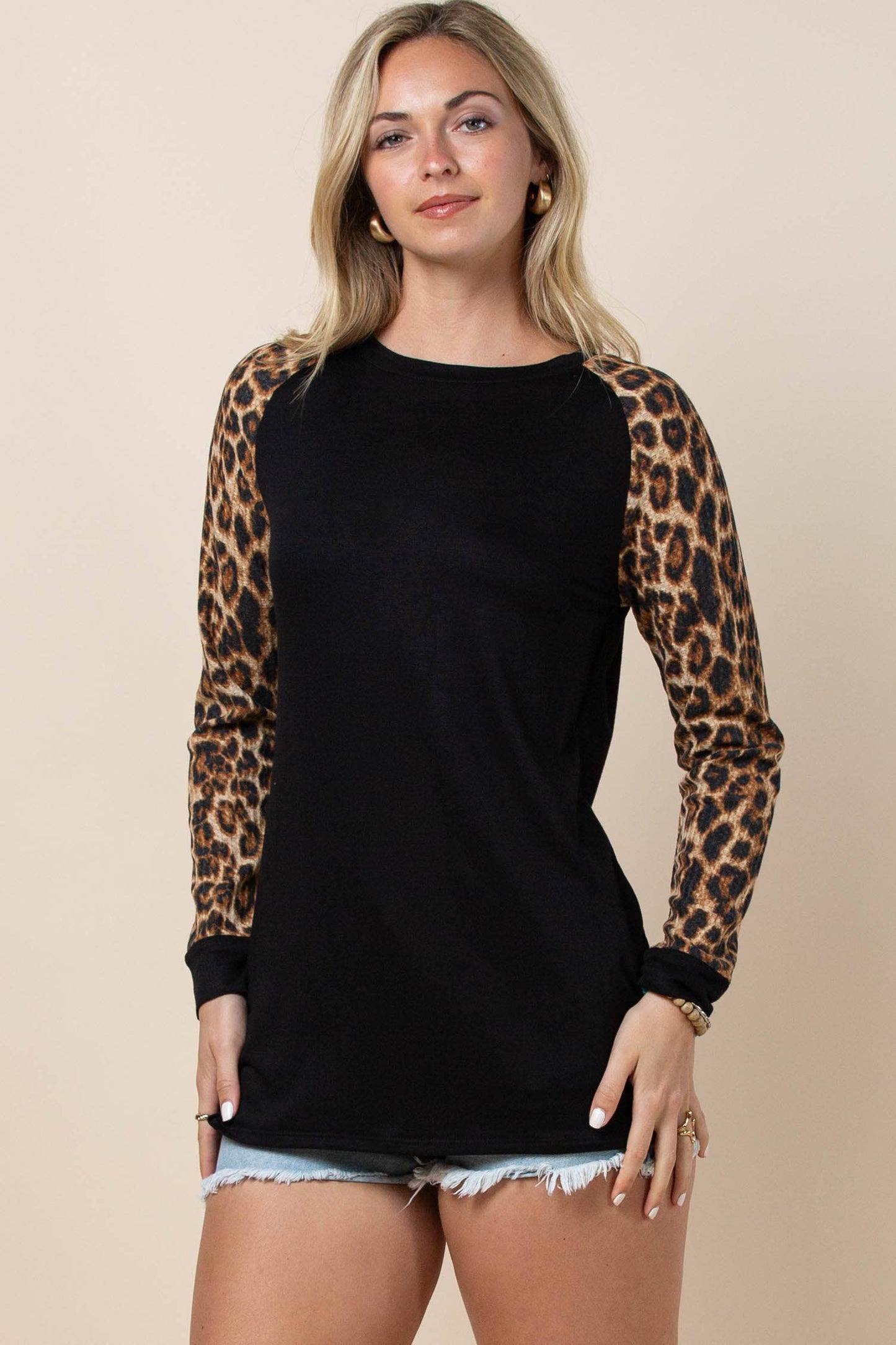 BRIGETTE LEOPARD PRINT COLOR BLOCK RAGLAN TOP