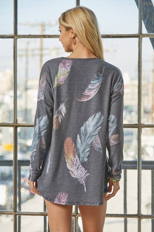 IVANNA FEATHER PRINT CROSS V NECK TOP