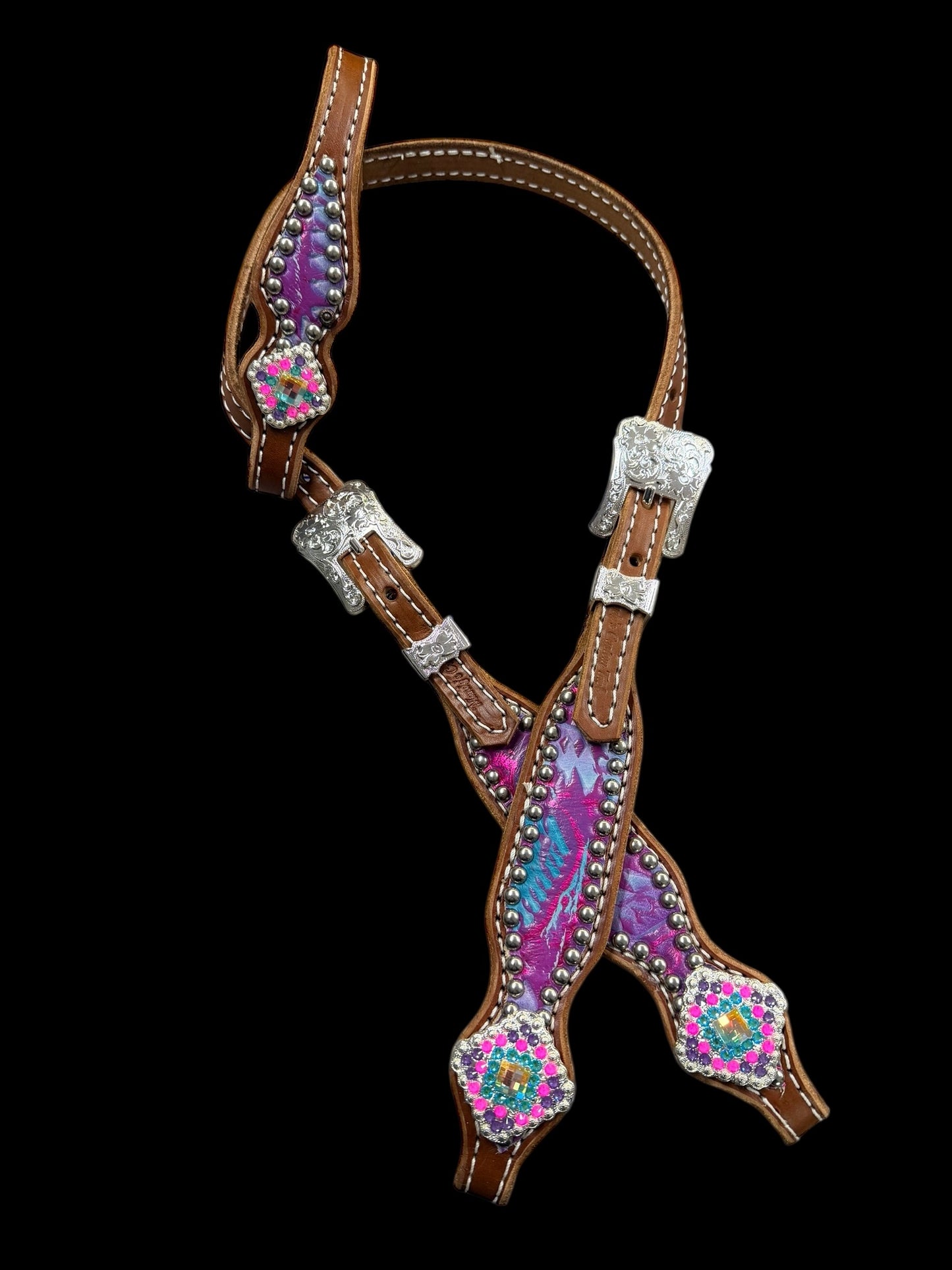 Rio Aztec on medium leather