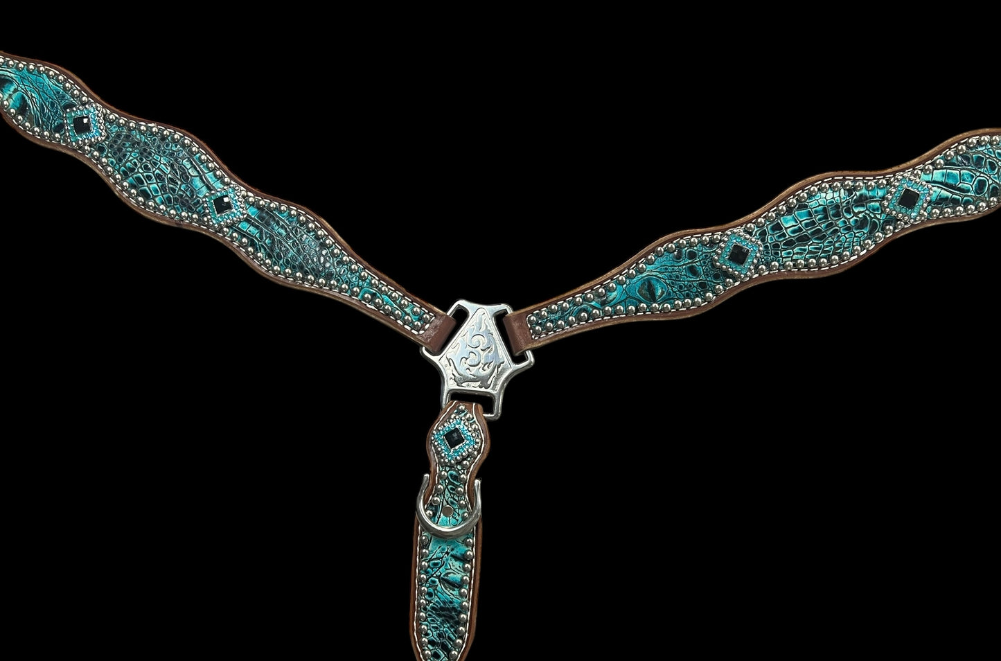 Sea turquoise gator  on medium leather