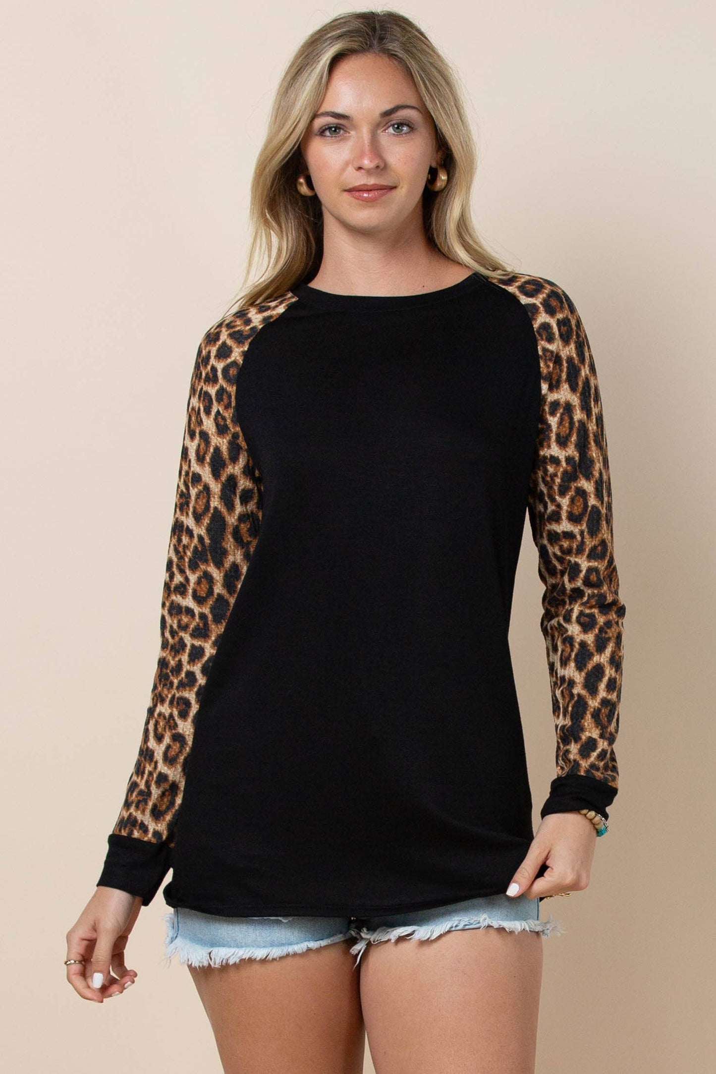 BRIGETTE LEOPARD PRINT COLOR BLOCK RAGLAN TOP