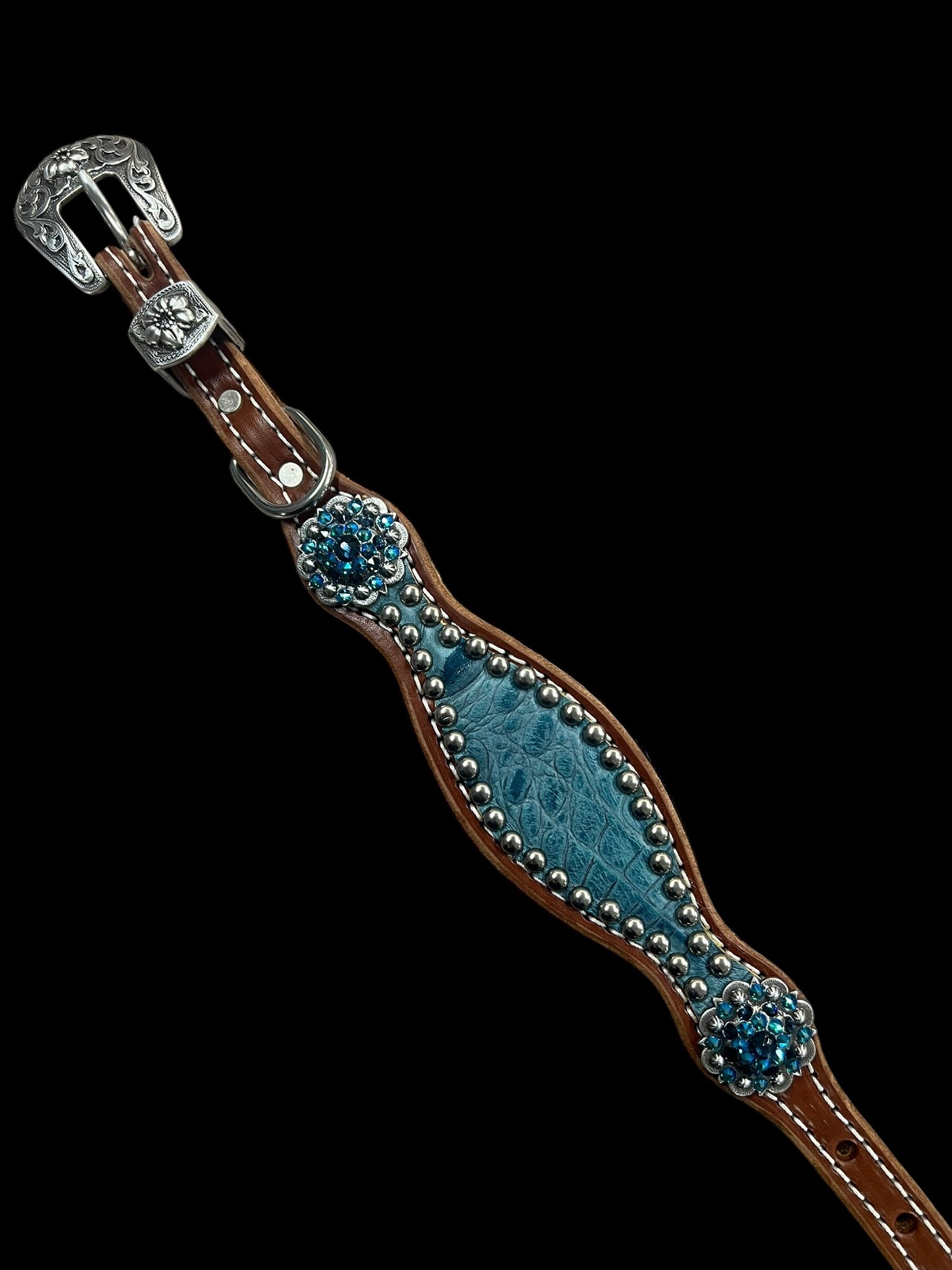 Figi Gator on medium leather