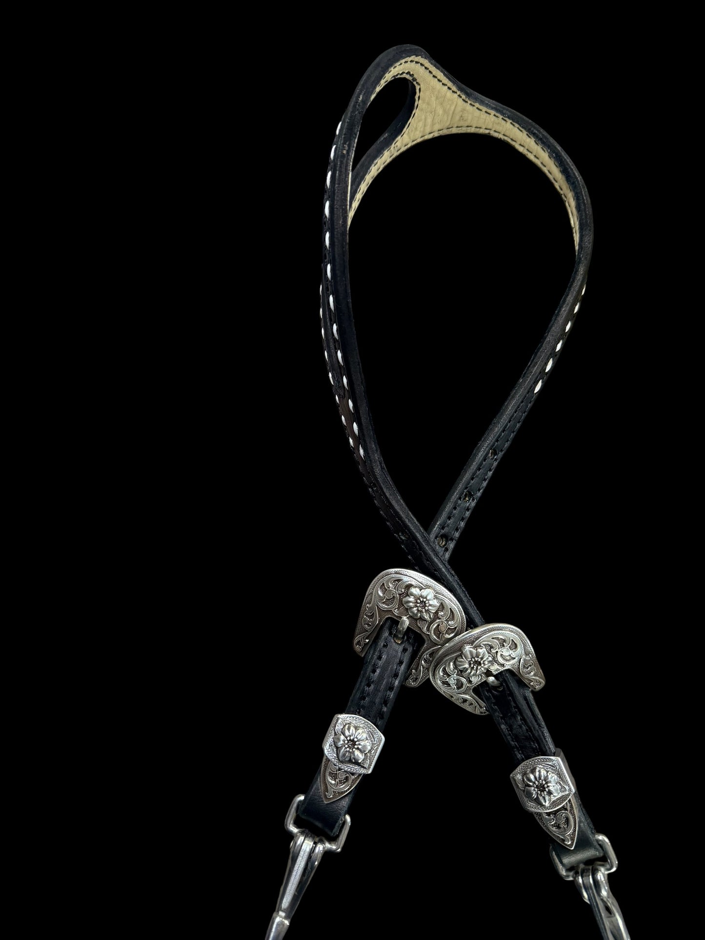Quick change one ear buckstitched headstall