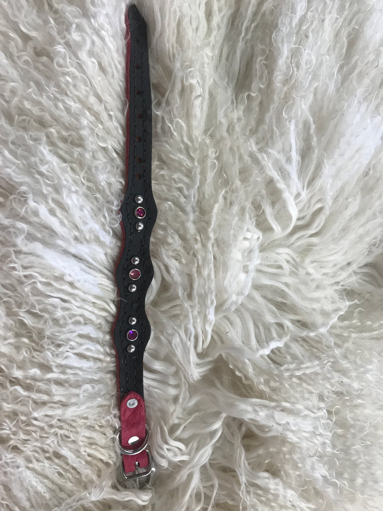 Extra Small dog collar- pink and black